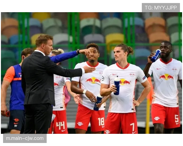 解析斯特拉斯堡少帅罗森尼尔的进攻哲学与高位逼抢